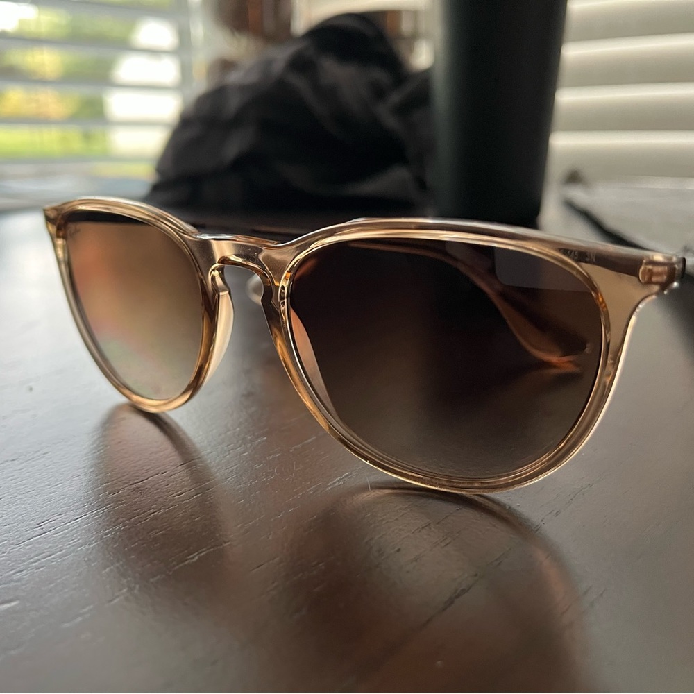 Brand new Ray Ban Erika color mix sunglasses